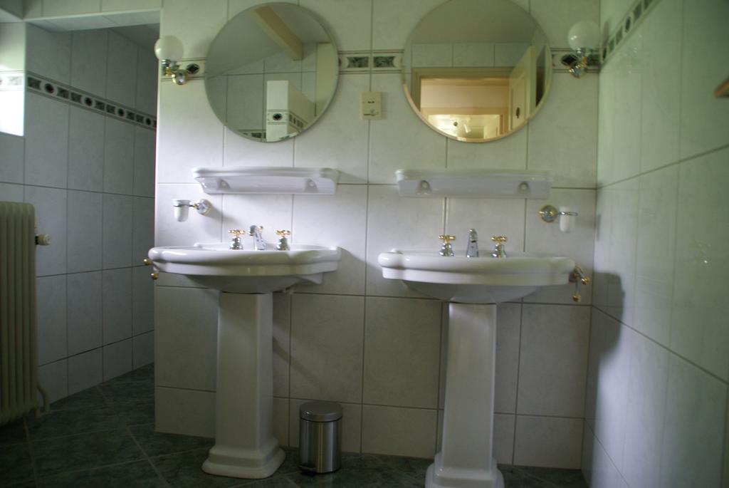 B&B Atelier Maarbeek Геллендорн Номер фото